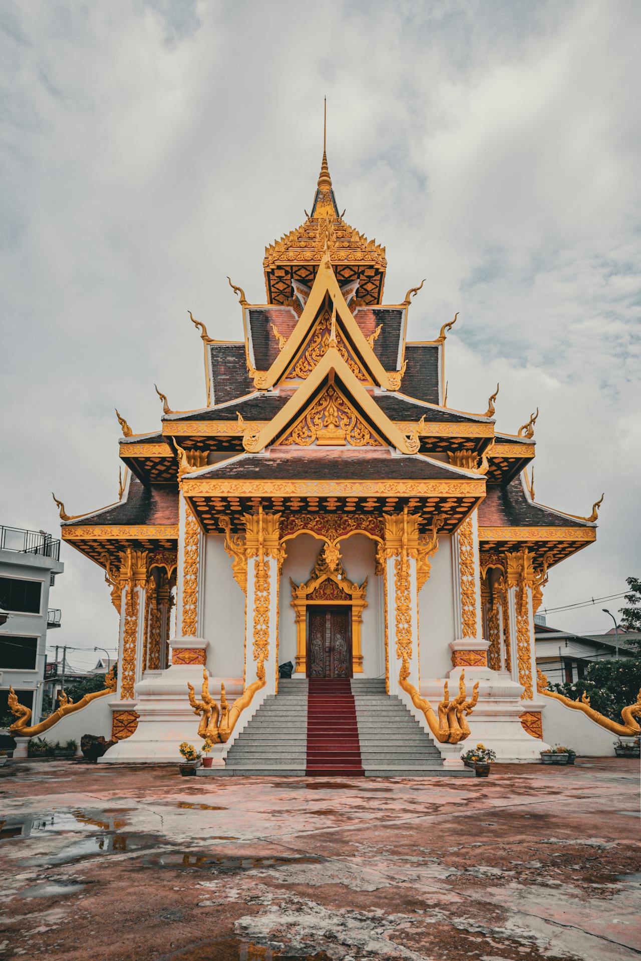 Start your journey with Vientiane’s serene glow